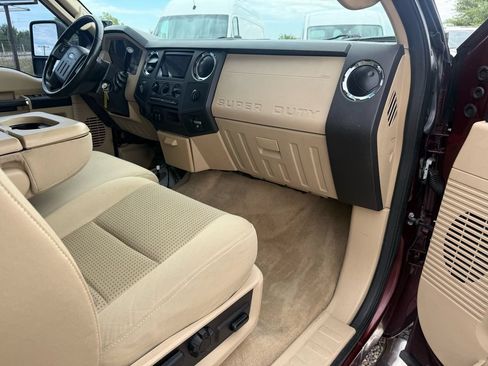 Used 2010 Ford F250 XLT AWD/4WD image 14