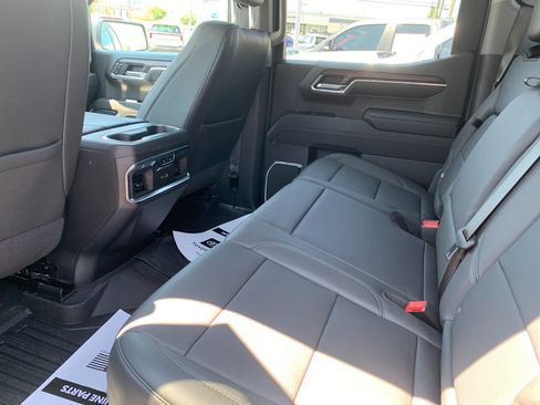 Used 2024 GMC Sierra 1500 SLT w/ SLT Premium Plus Package AWD/4WD image 11