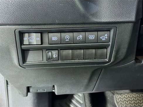 Used 2022 Toyota Tundra SR5 w/ Convenience Package RWD image 11
