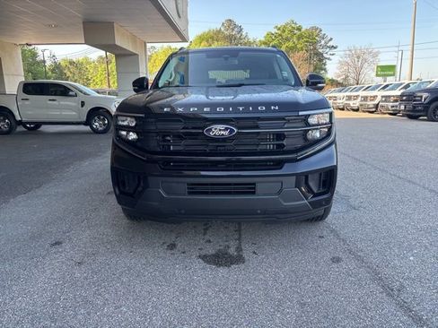New 2026 Ford Expedition Max Active RWD image 2