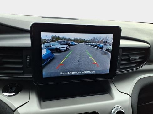 Used 2022 Ford Explorer XLT image 21