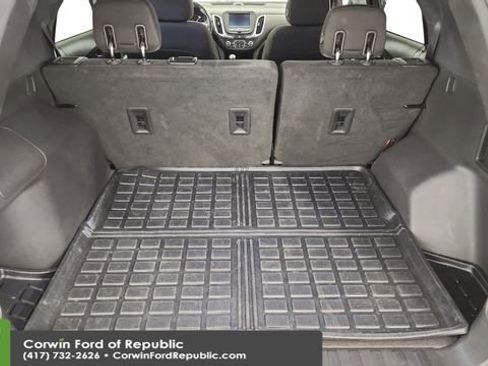 Used 2020 Chevrolet Equinox LT w/ Driver Convenience Package image 21