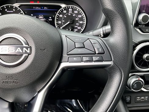 Certified 2025 Nissan Sentra SV image 21