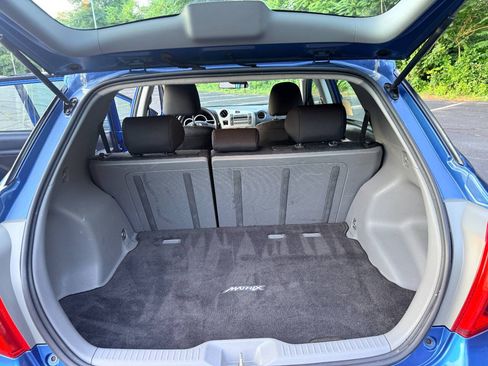 Used 2009 Toyota Matrix FWD image 12
