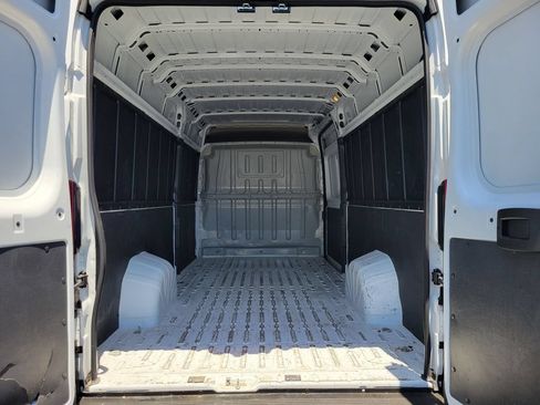 Used 2023 RAM ProMaster 3500 FWD image 15