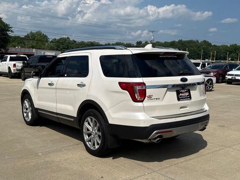 Used 2016 Ford Explorer Limited AWD/4WD image 4