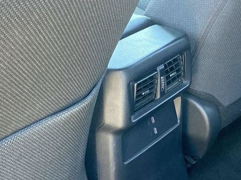 Used 2025 Toyota 4Runner SR5 AWD/4WD image 16