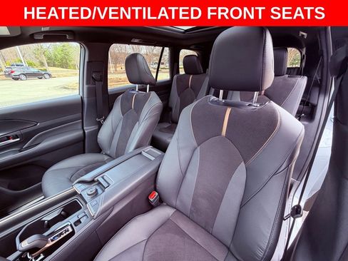 Used 2026 Toyota Grand Highlander AWD Hybrid image 18