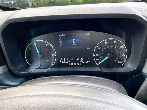 Certified 2024 Ford Maverick XLT w/ XLT Luxury Package FWD image 19