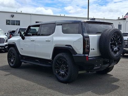New 2026 GMC Hummer EV SUV AWD/4WD image 3
