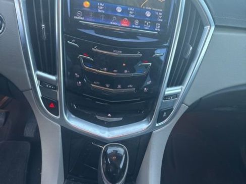 Used 2014 Cadillac SRX Premium image 9
