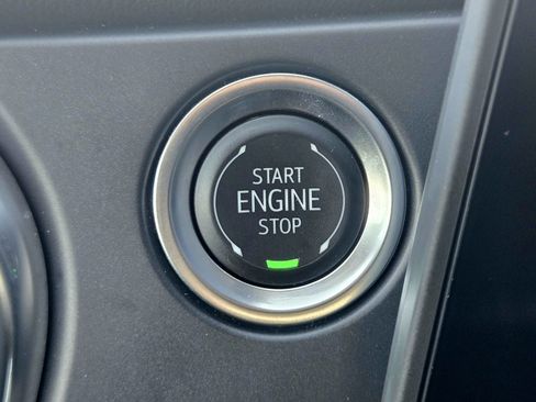 Used 2025 Chevrolet Blazer LT image 22