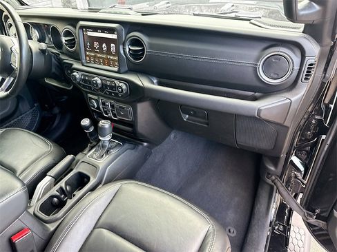 Used 2023 Jeep Wrangler Unlimited Sahara w/ Cold Weather Group image 32