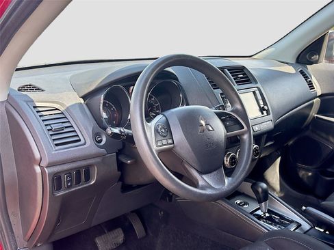 Used 2021 Mitsubishi Outlander Sport ES AWD/4WD image 9