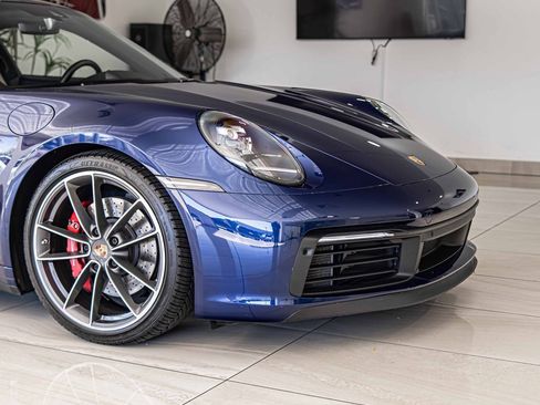 Used 2021 Porsche 911 Carrera S image 3