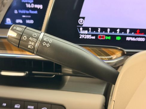 Used 2024 Cadillac Escalade Sport Platinum AWD/4WD image 27