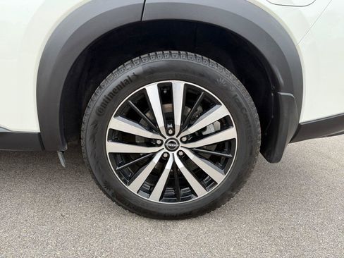 Used 2023 Nissan Pathfinder Platinum AWD/4WD image 31