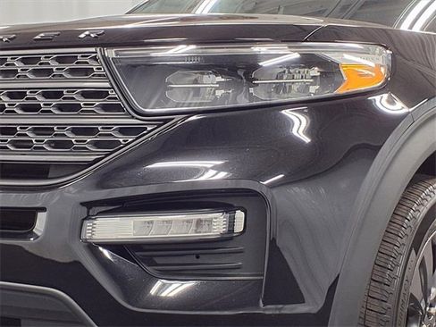Certified 2023 Ford Explorer XLT w/ Equipment Group 202A image 31