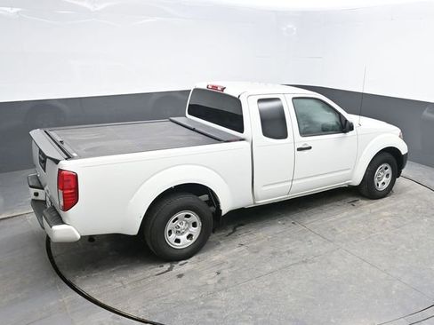 Used 2019 Nissan Frontier S image 19