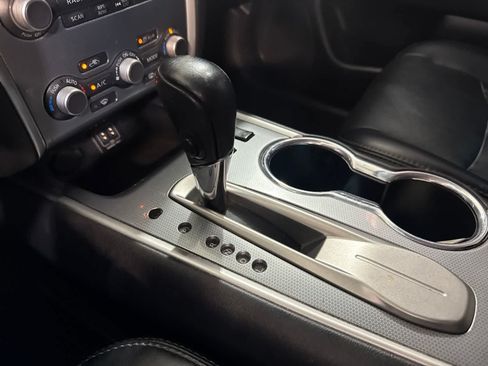Used 2018 Nissan Pathfinder SL w/ Midnight Edition Package FWD image 28