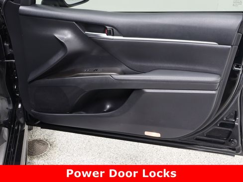 Used 2023 Toyota Camry XSE image 36