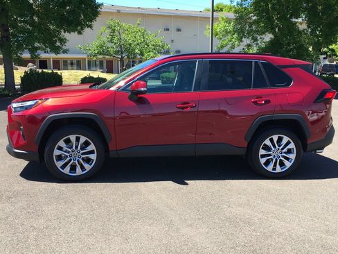 Used 2024 Toyota RAV4 XLE Premium w/ Weather Package AWD/4WD image 3