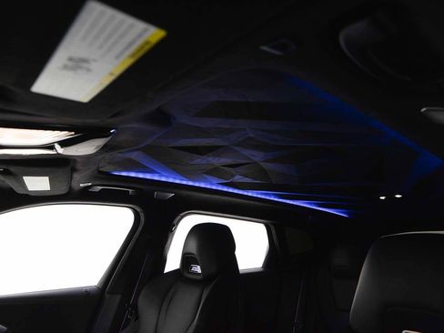 Used 2025 BMW XM image 7