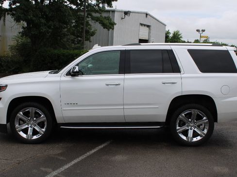 Used 2019 Chevrolet Tahoe Premier AWD/4WD image 10