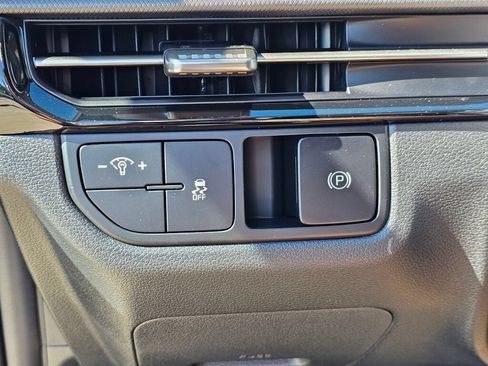 New 2026 Kia Sportage LX w/ LX Convenience Package AWD/4WD image 31