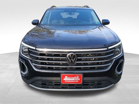 New 2026 Volkswagen Atlas SE image 8