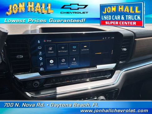 Used 2024 Chevrolet Silverado 2500 High Country w/ High Country Premium Package AWD/4WD image 27