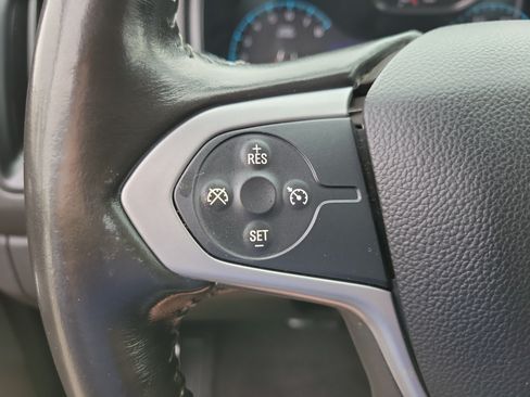 Used 2019 Chevrolet Colorado LT w/ LT Convenience Package RWD image 5