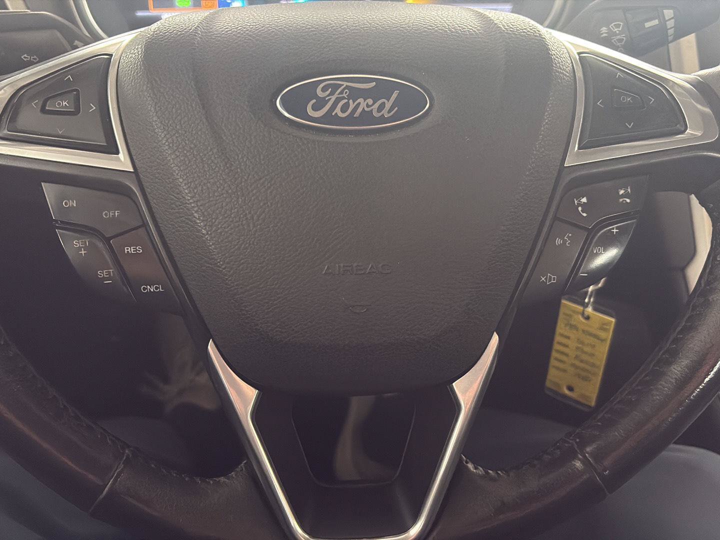 Used 2014 Ford Fusion SE w/ Equipment Group 502A FWD image 11