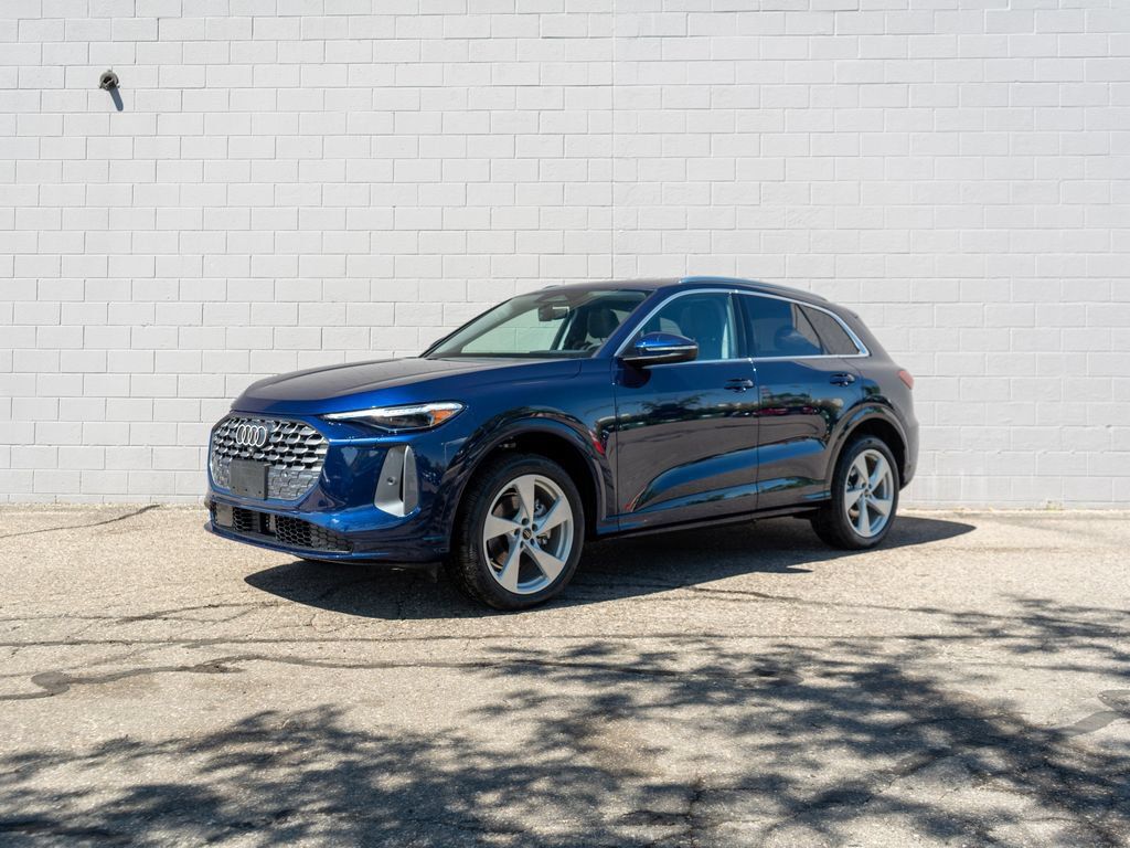 New 2026 Audi Q5 Premium Plus AWD/4WD image 1