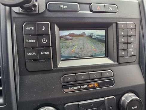 Used 2018 Ford F150 XL w/ Trailer Tow Package RWD image 9