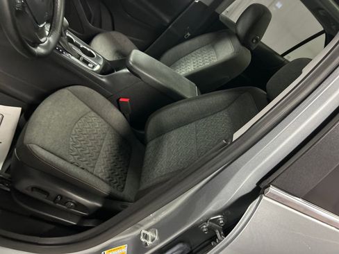 Used 2024 Chevrolet Equinox LT image 12