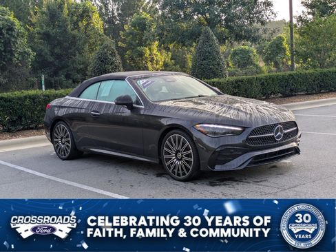Used 2025 Mercedes-Benz CLE 300 4MATIC Cabriolet image 1
