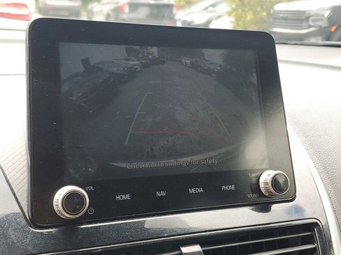 Used 2022 Mitsubishi Eclipse Cross SE image 28