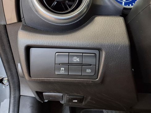 Used 2025 MAZDA MX-5 Miata RF Grand Touring RWD image 17