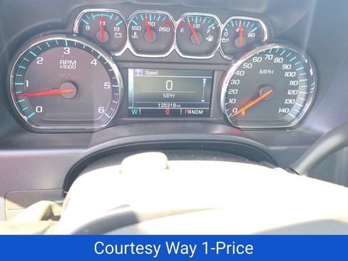 Used 2015 Chevrolet Silverado 1500 LT w/ LT Convenience Package AWD/4WD image 13