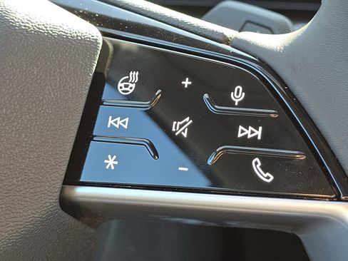 New 2025 Audi Q5 Premium image 13