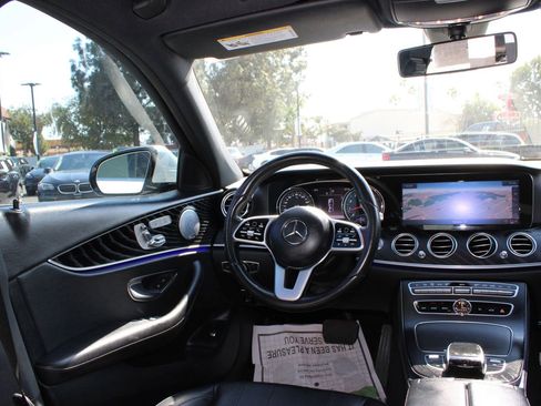 Used 2019 Mercedes-Benz E 300 image 27