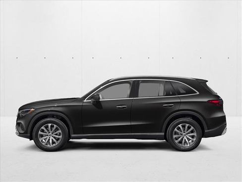 New 2026 Mercedes-Benz GLC 300 4MATIC image 3
