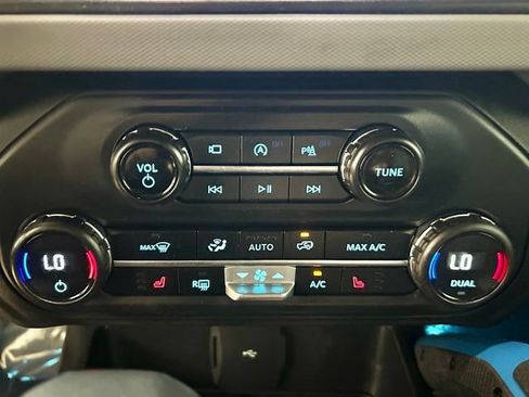 Used 2023 Ford Bronco Black Diamond w/ Sasquatch Package AWD/4WD image 41