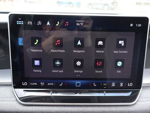 Used 2025 Volkswagen Tiguan S w/ 18" Wheel Package image 19