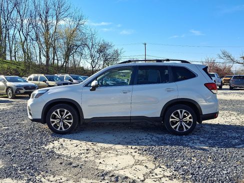 Used 2021 Subaru Forester Limited AWD/4WD image 3