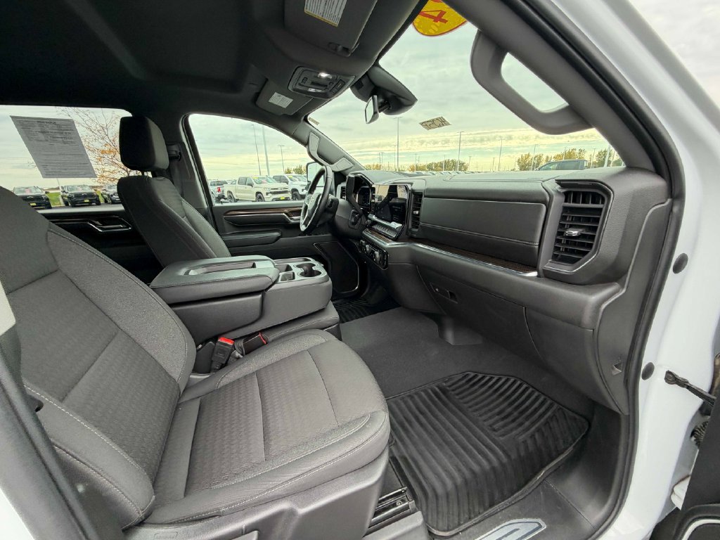 Used 2024 Chevrolet Silverado 2500 LT w/ Safety Package AWD/4WD image 25