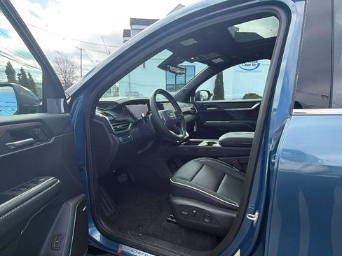 New 2026 GMC Acadia Denali w/ Super Cruise Package image 15