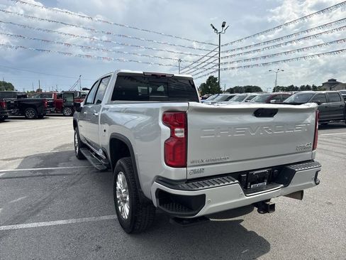 Used 2022 Chevrolet Silverado 3500 High Country w/ Z71 Off-Road Package AWD/4WD image 12
