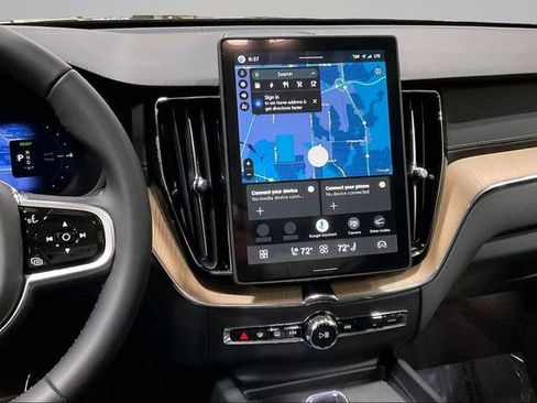 New 2026 Volvo XC60 T8 Ultra w/ Protection Package Premier image 9